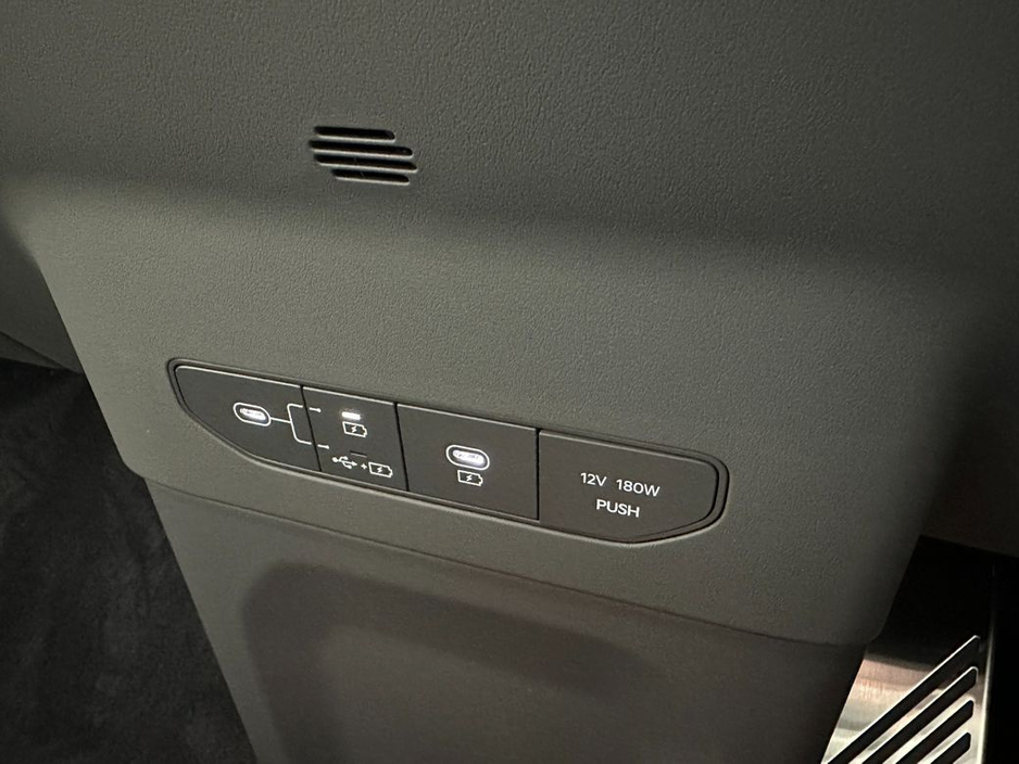 2026 Kia EV9 - image 28