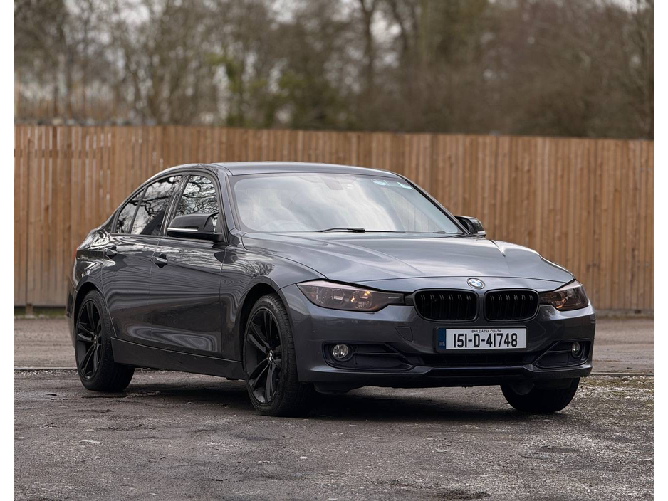 2015 BMW 3 Series - image 8