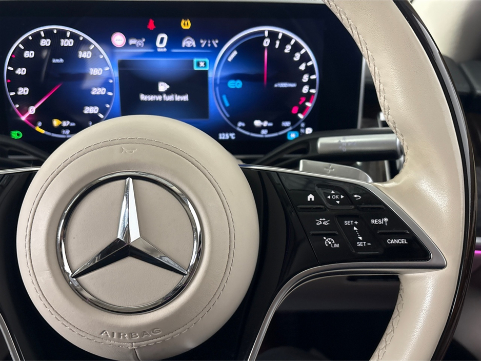 2022 Mercedes-Benz S Class 580 E LWB AMG LINE**BURMESTER SOUND SYSTEM**FRONT ELECTRIC HEATED SEATS**REAR HEATED SEATS**CREAM LEATHER INTERIOR**AMBIENT LIGHTING**20" ALLOYS**REVERSE CAMERA**ELECTRIC TAILGATE**WIRELESS CHARGING** €84,995