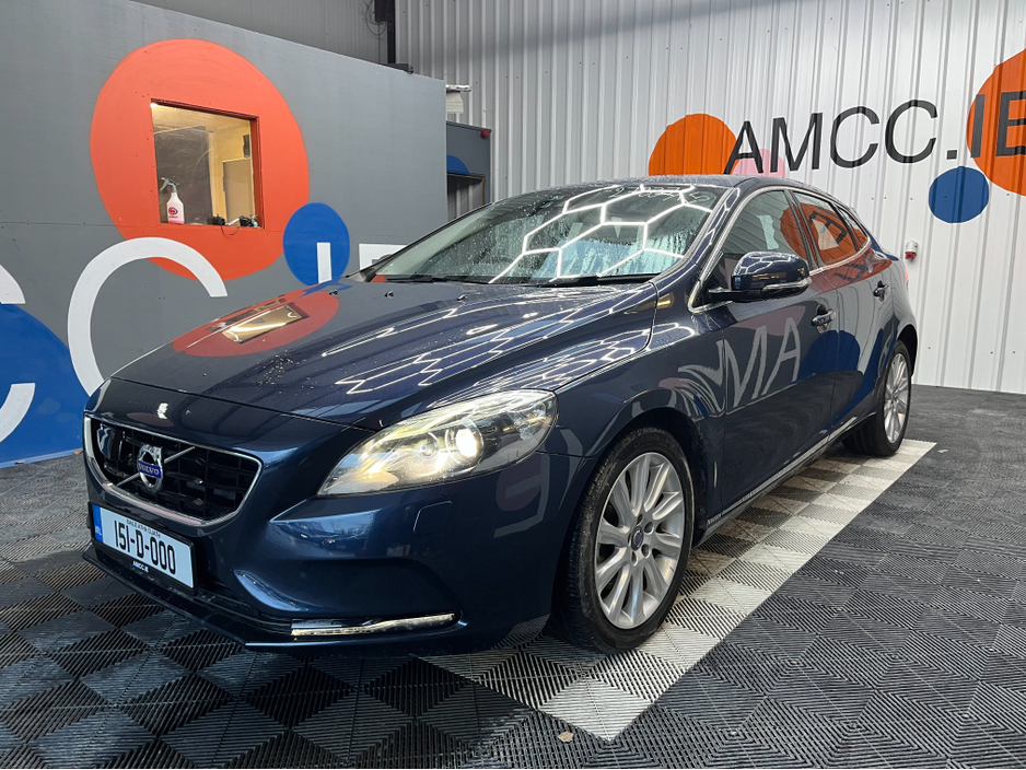 2015 Volvo V40 €11950 2015 VOLVO V40 T4 SE 1.6 AUTOMATIC / CRUISE CONTROL / REVERSE CAMERA / ELECTRIC MEMORY & HEATED SEATS €11,950