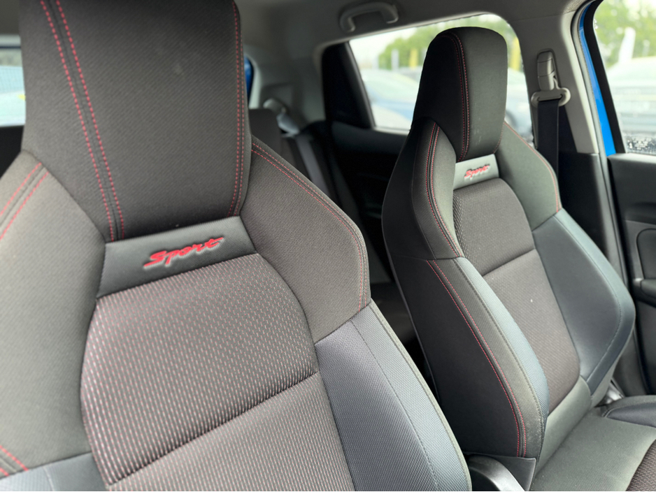 2019 Suzuki Swift - image 14