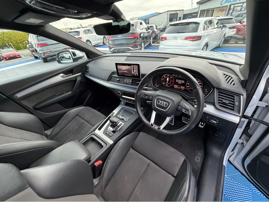 2019 Audi Q5 - image 12