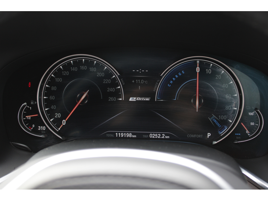 2019 BMW 7 Series - image 12