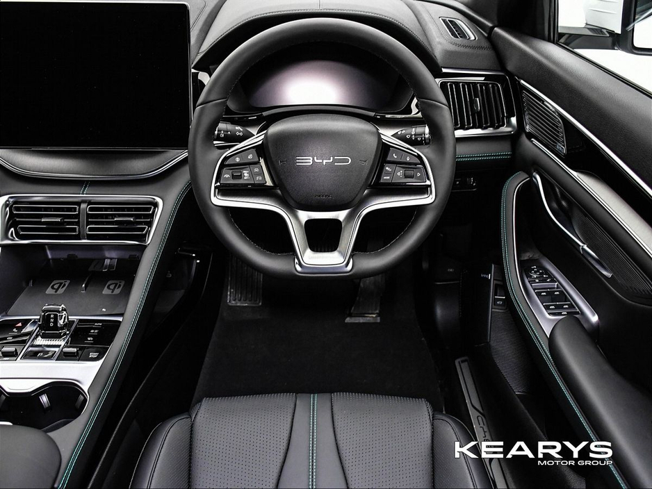 2025 BYD Seal U DM-i BOOST FWD DEMO MODEL €39,990