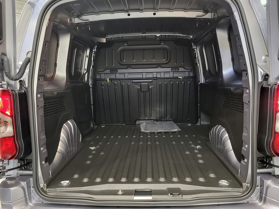 2025 Citroen Berlingo ENTERPRISE PLUS From €111 Per Week €23,658