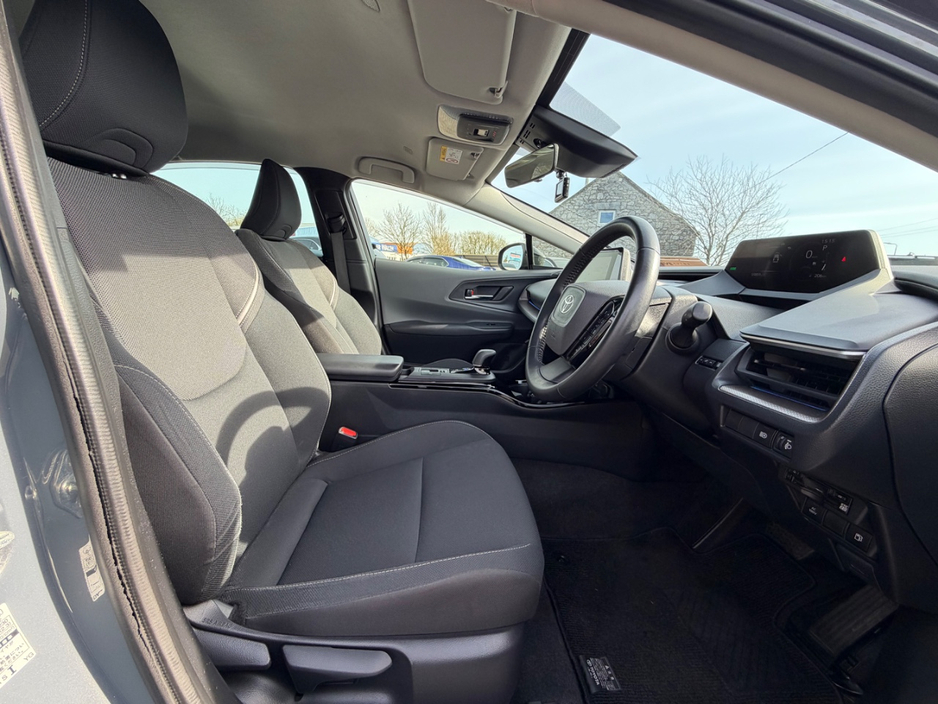 2023 Toyota Prius - image 19