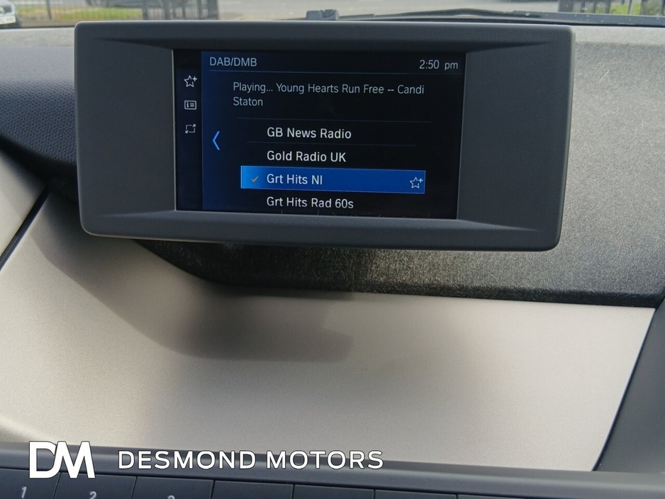 2022 BMW i3 - image 12