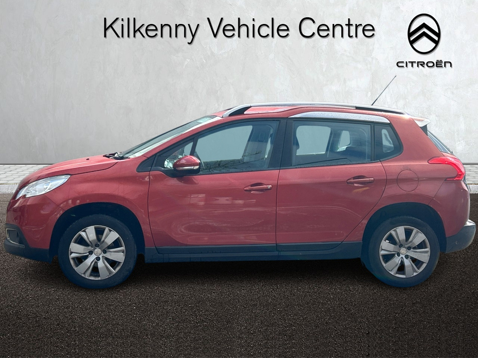 2016 Peugeot 2008 - image 4