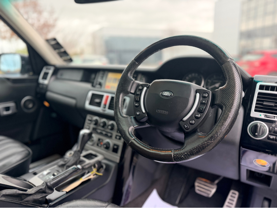 2006 Land Rover Range Rover - image 16