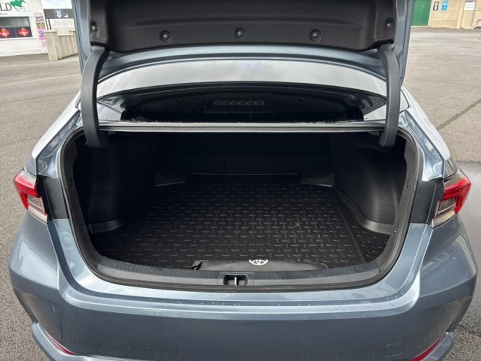 2024 Toyota Corolla - image 10