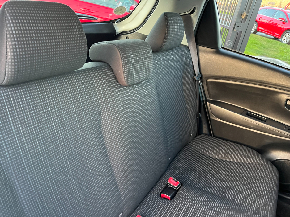 2019 Toyota Vitz 1.0 5DR AUTO LOW KMS HIGH SPEC €11,950