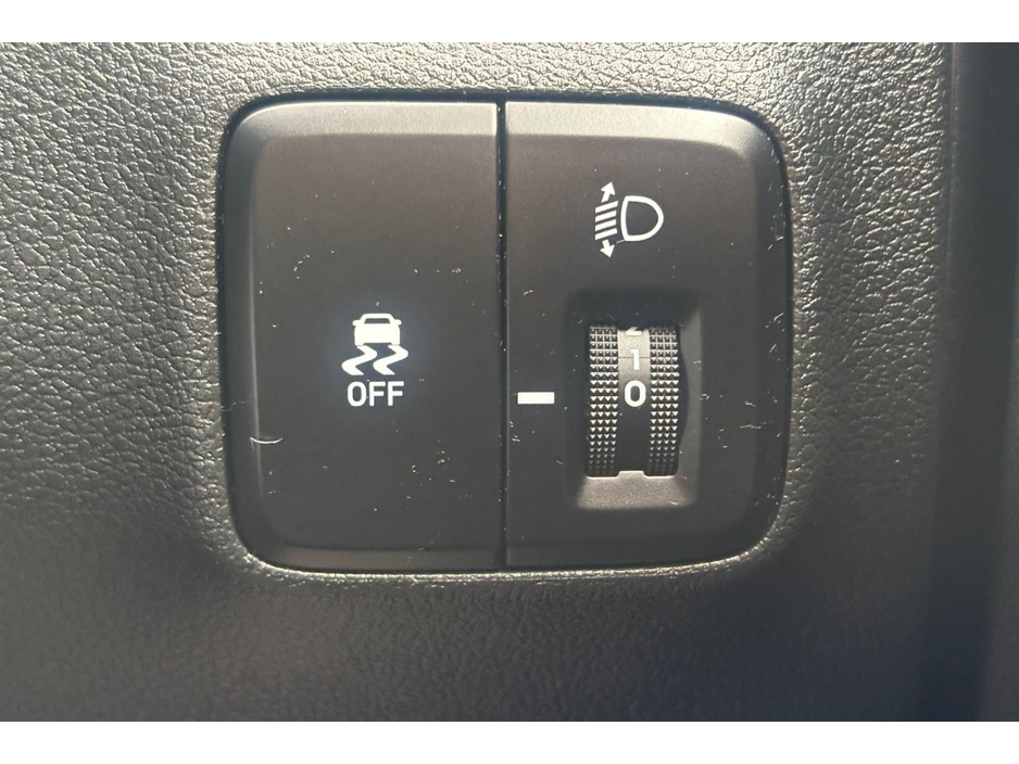 2024 Hyundai i10 ADVANCE €17,995