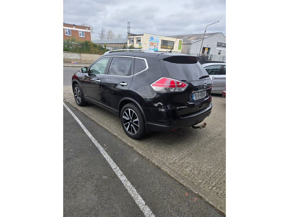 2015 Nissan X-Trail - image 14