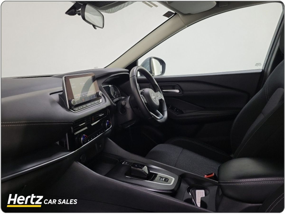 2023 Nissan Qashqai ePOWER SV 1.5 Petrol Automatic €25,945