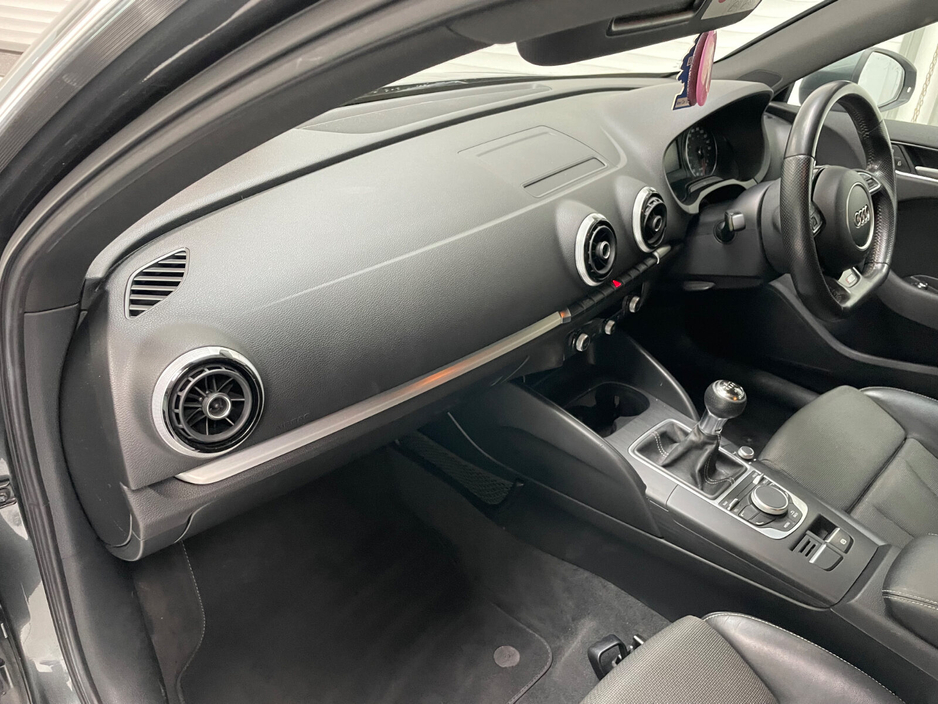 2016 Audi A3 - image 22