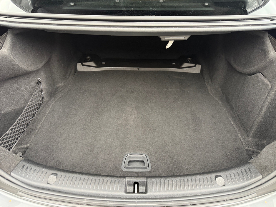 2018 Mercedes-Benz E Class - image 19