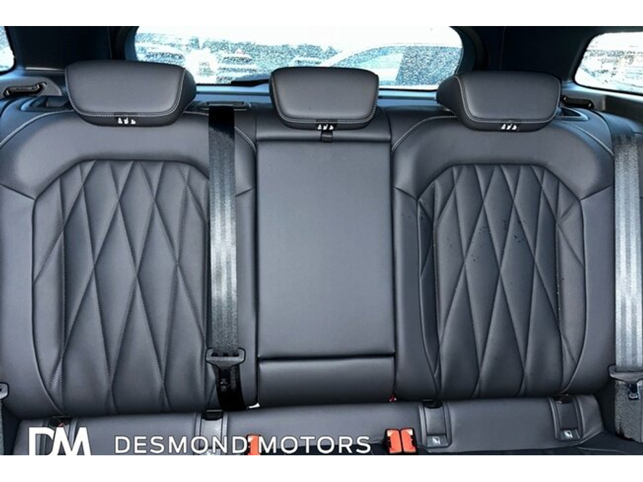 2025 Ford Explorer PREMIUM EV AWD €43,250