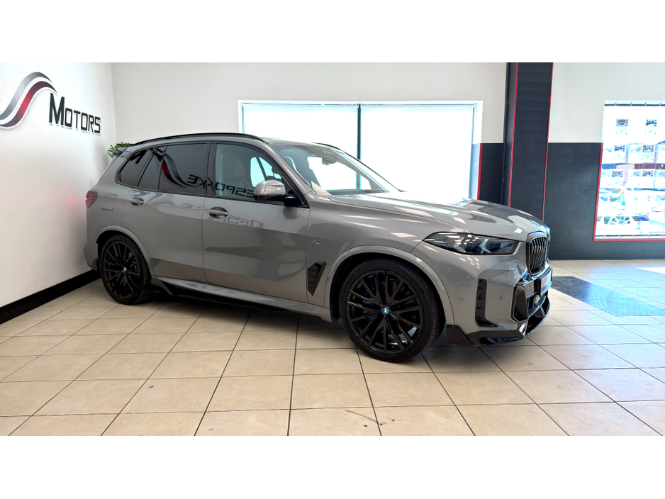 2024 BMW X5 - image 22