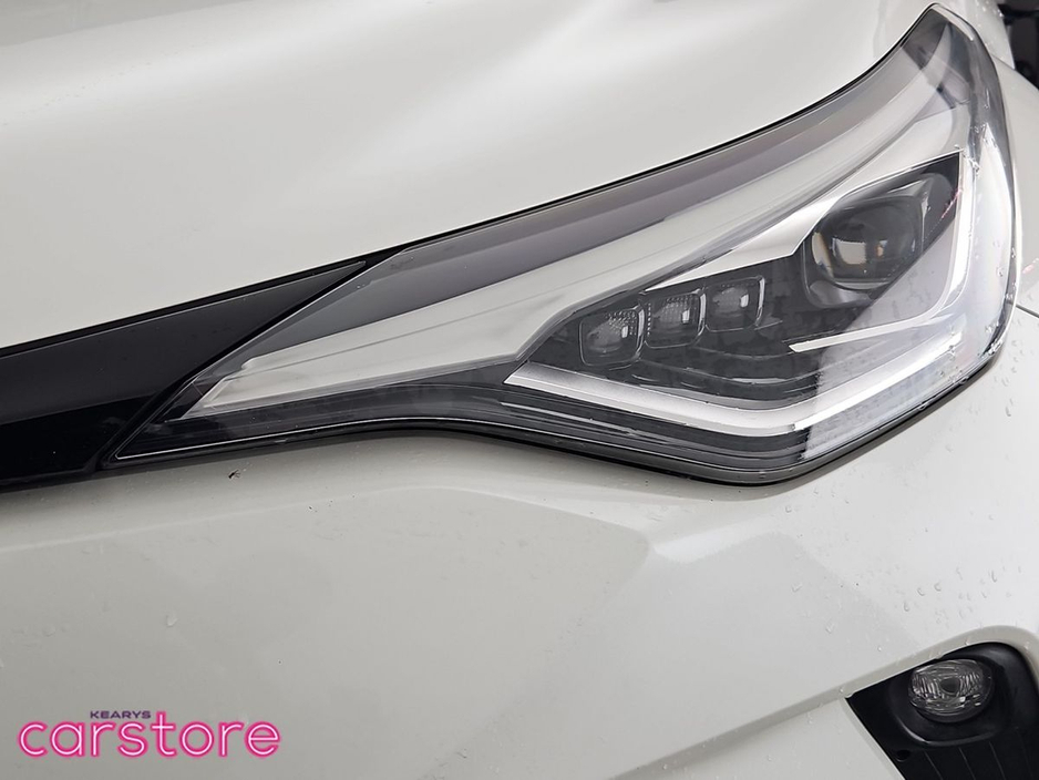 2020 Toyota C-HR 1.8 HYBRID Auto €22,880