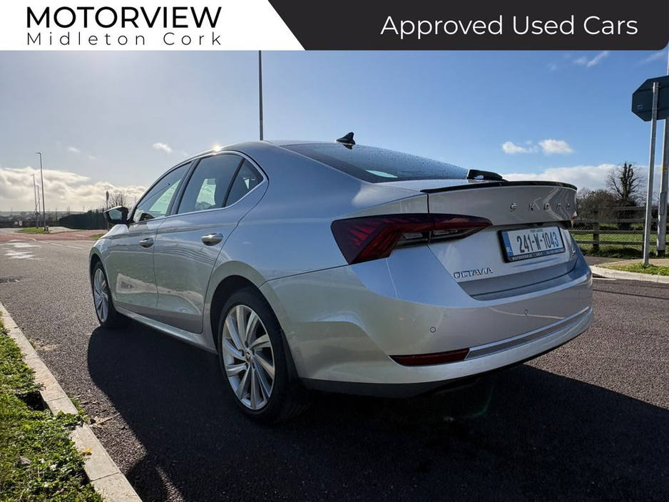 2024 Skoda Octavia - image 3