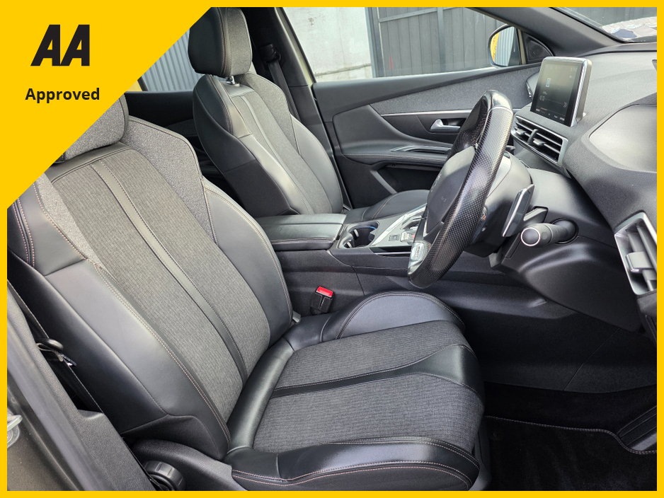 2019 Peugeot 3008 - image 14