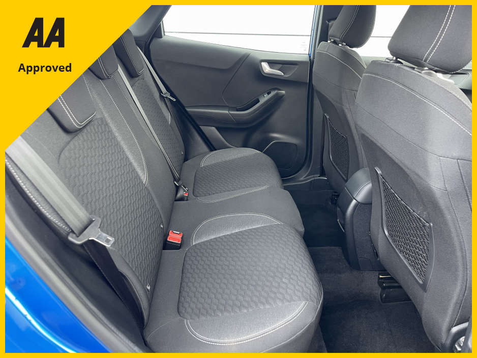 2024 Ford Puma - image 4