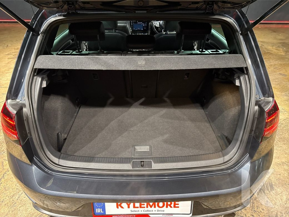 2019 Volkswagen Golf - image 15