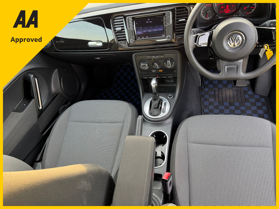 2017 Volkswagen Beetle - image 11