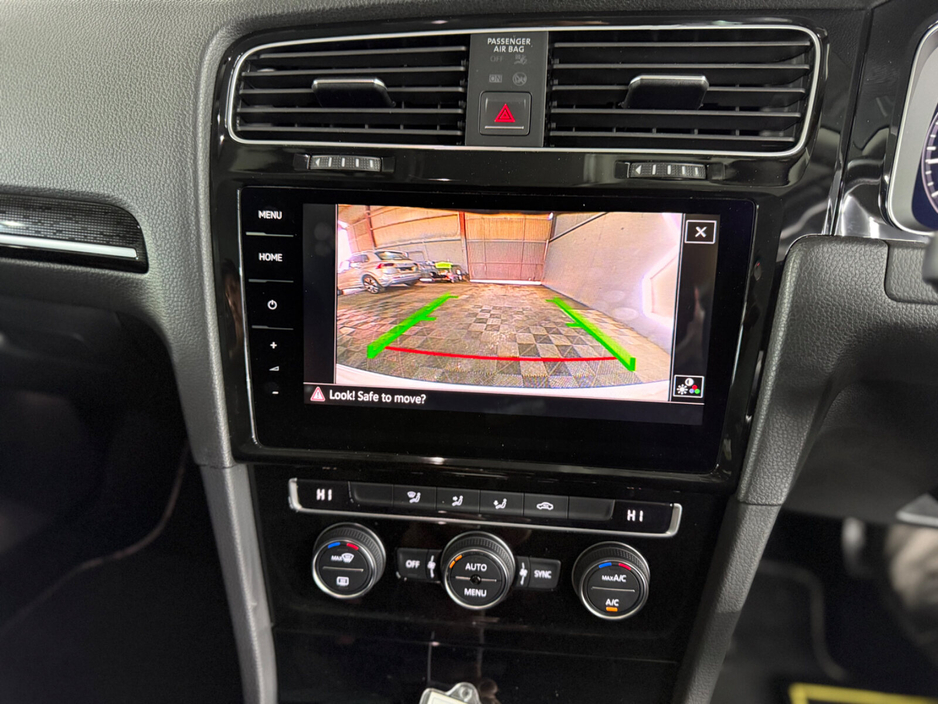 2018 Volkswagen Golf 1.4 TSI 3DR 150HP Highline €19,499