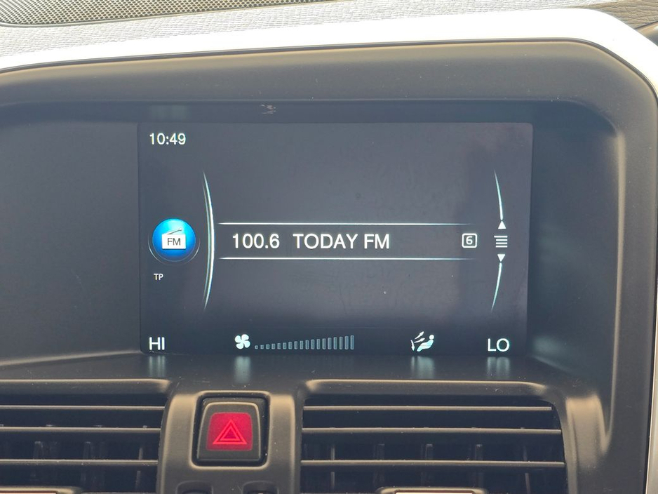 2014 Volvo XC60 - image 13