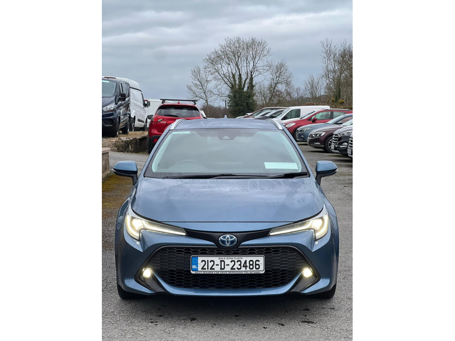 2021 Toyota Corolla - image 2