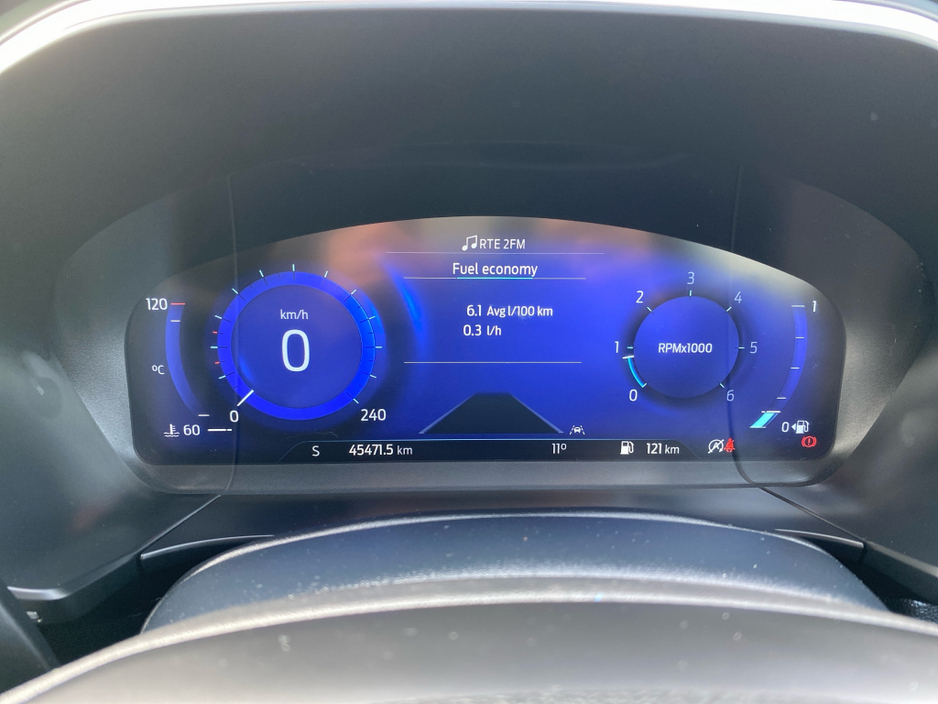 2021 Ford Kuga - image 10