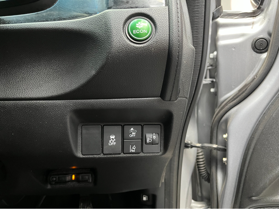 2022 Honda Shuttle €17950 2022 HONDA SHUTTLE HYBRID SENSING 1.5 AUTOMATIC / CRUISE CONTROL / REVERSE CAMERA AND MORE €17,950