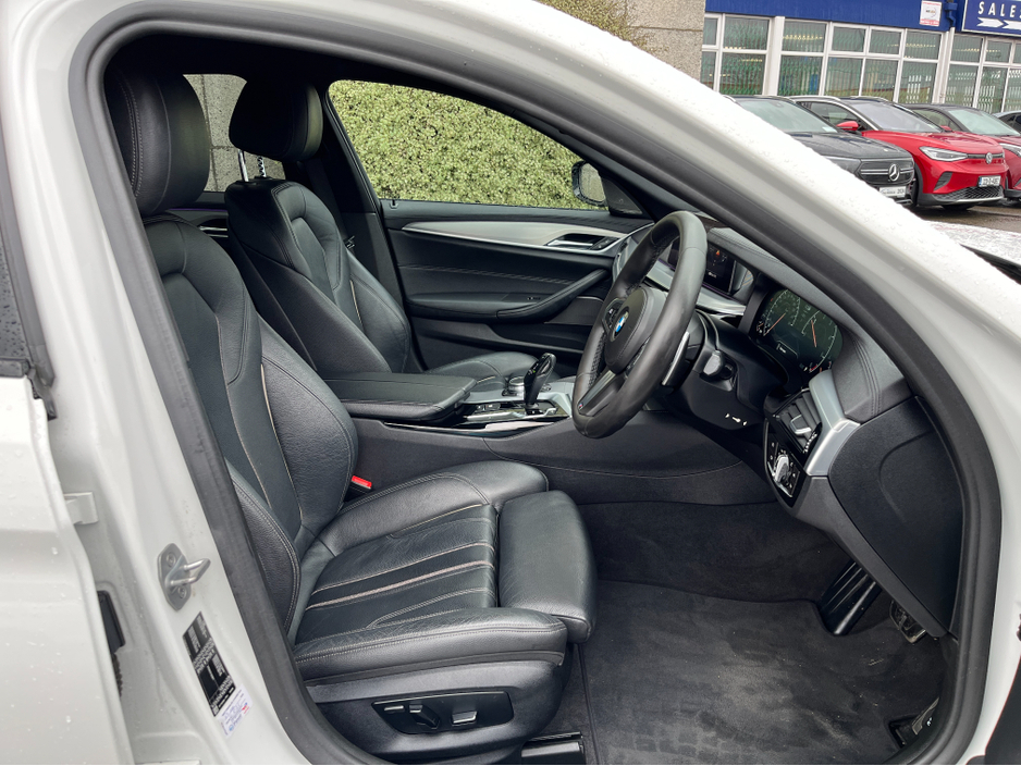 2019 BMW 5 Series 520D M-SPORT AUTOMATIC 2.0 DIESEL //LOW MILES//HARMAN KARDON SOUND SYSTEM// €31,950