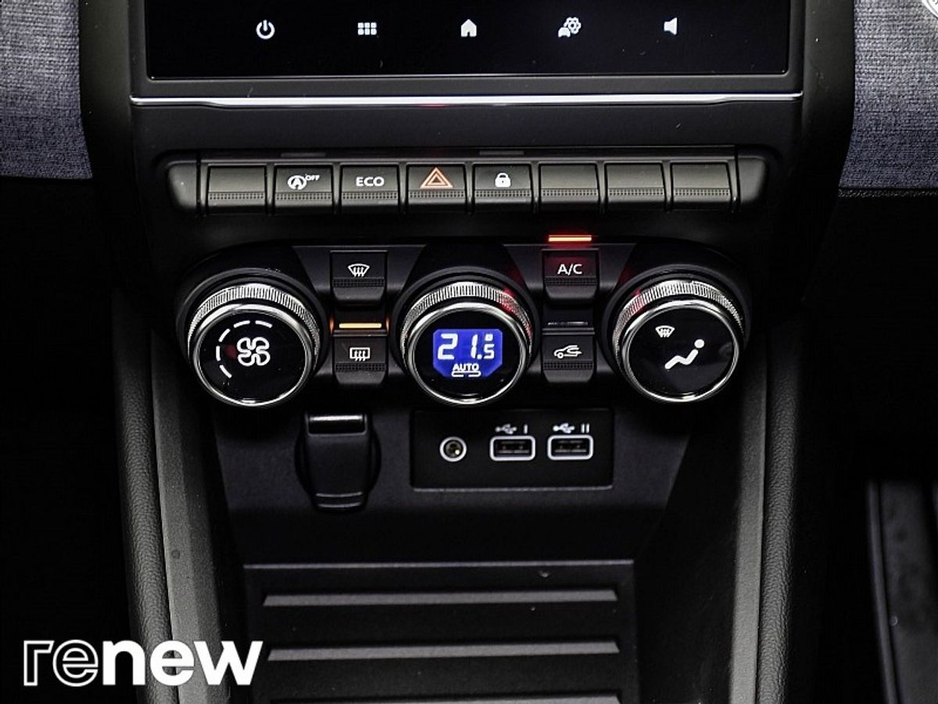 2025 Renault Clio - image 22