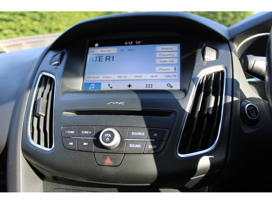 2018 Ford Focus - image 5