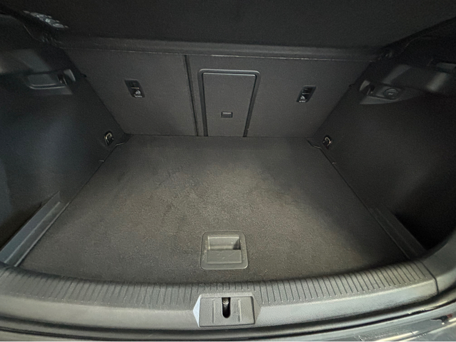 2015 Volkswagen Golf *VOLKSWAGEN GOLF GTI* *DSG AUTO* *REVERSE CAMERA* *KEYLESS ENTRY* *LOW MILEAGE* *BT AUDIO* *DRIVE MODES* *TRADE INS WELCOME* *FINANCE AVAILABLE* €18,950