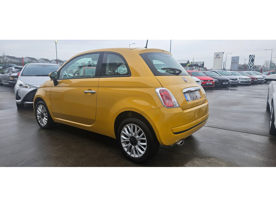 2015 Fiat 500 automatic 1.2 lounge low kms €7,995
