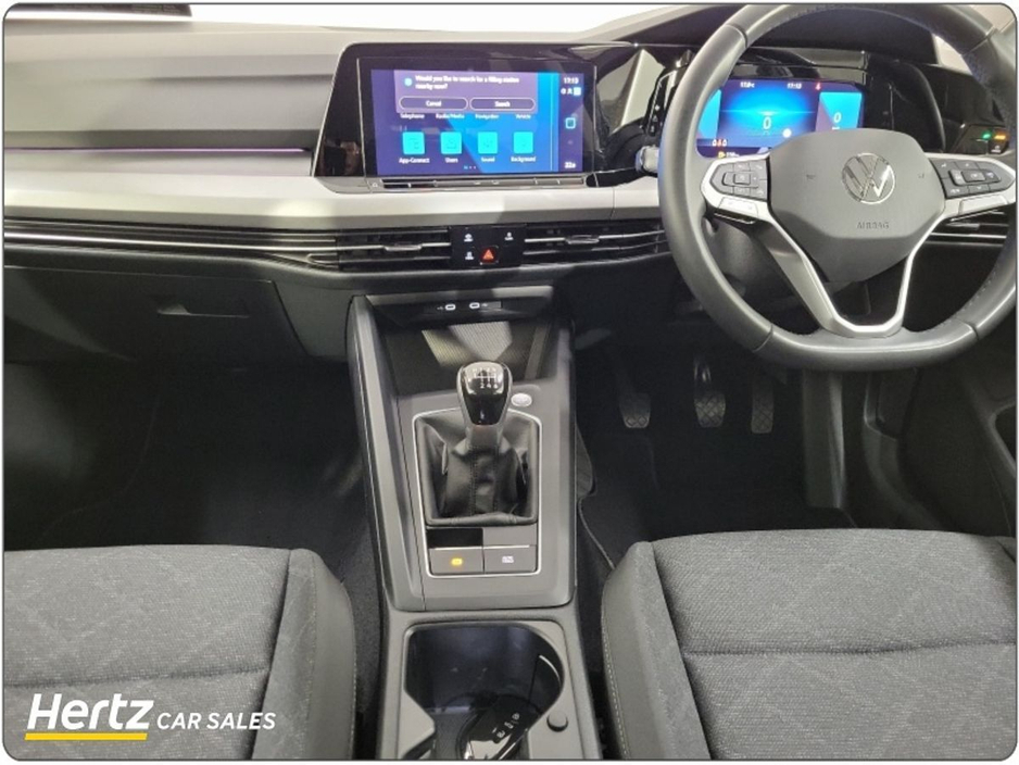 2024 Volkswagen Golf - image 9