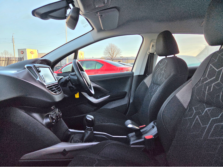 2015 Peugeot 2008 ACTIVE 1.6 HDI €5,995