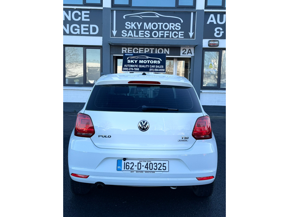 2016 Volkswagen Polo  €12,390