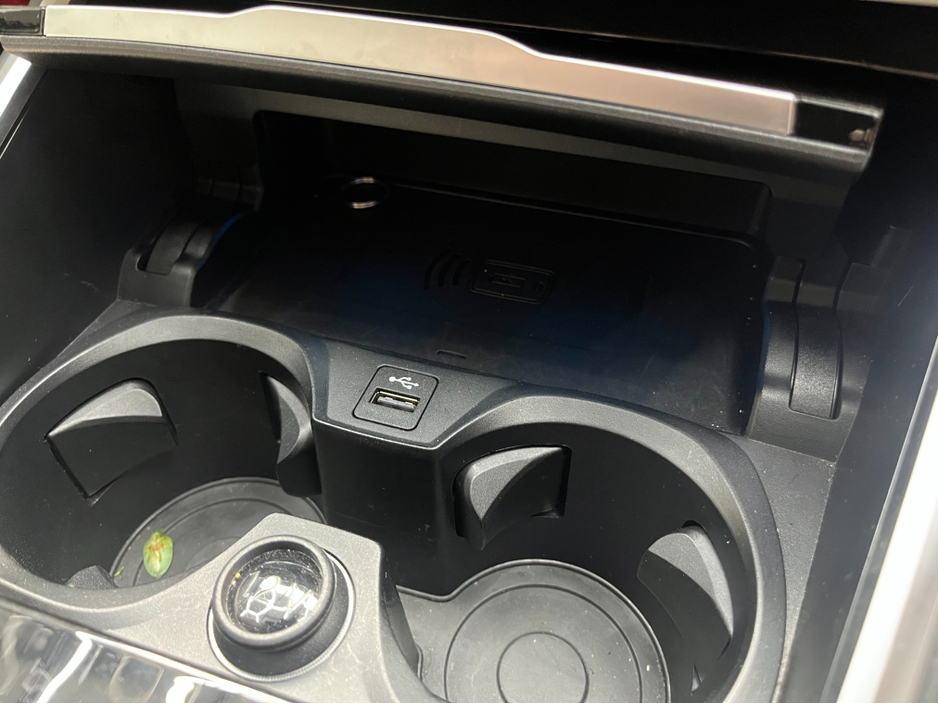 2022 BMW i4 - image 25