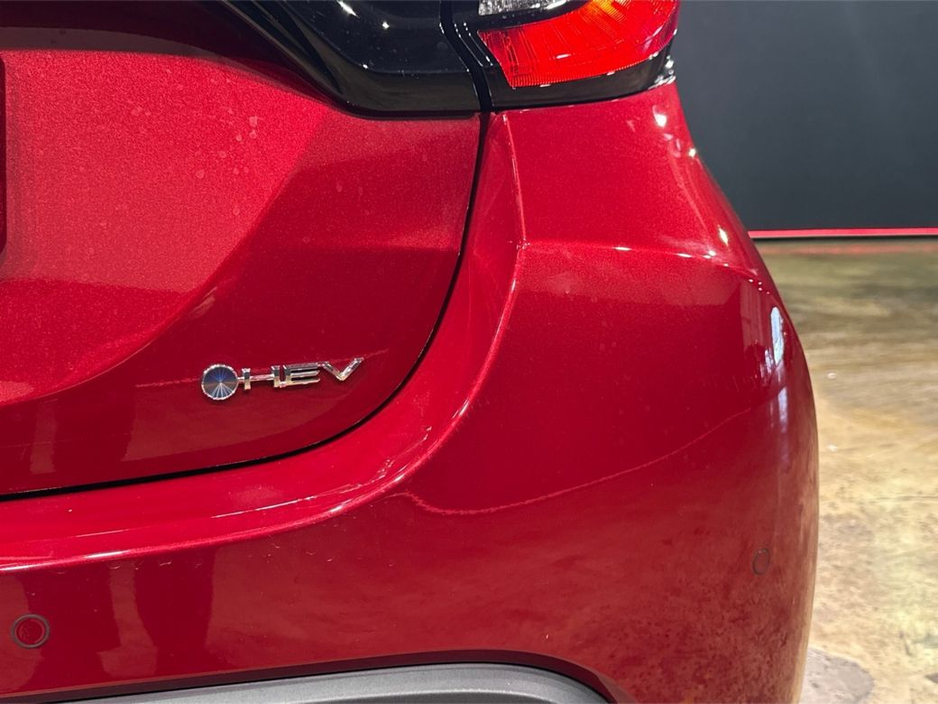 2025 Toyota Yaris - image 11