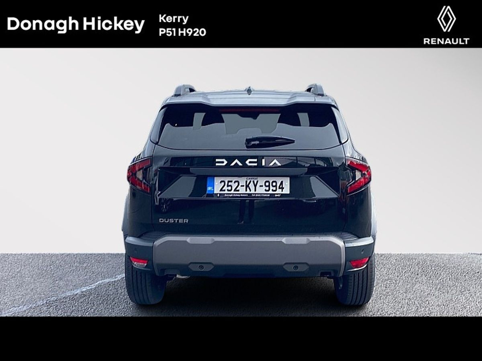 2025 Dacia Duster - image 9