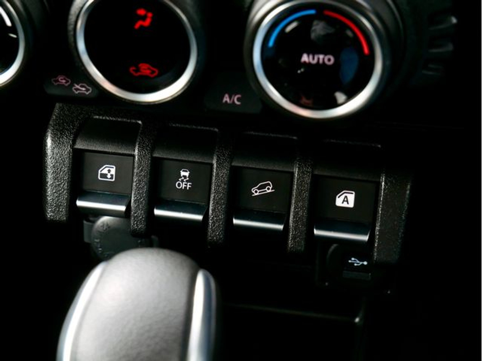 2023 Suzuki Jimny - image 27