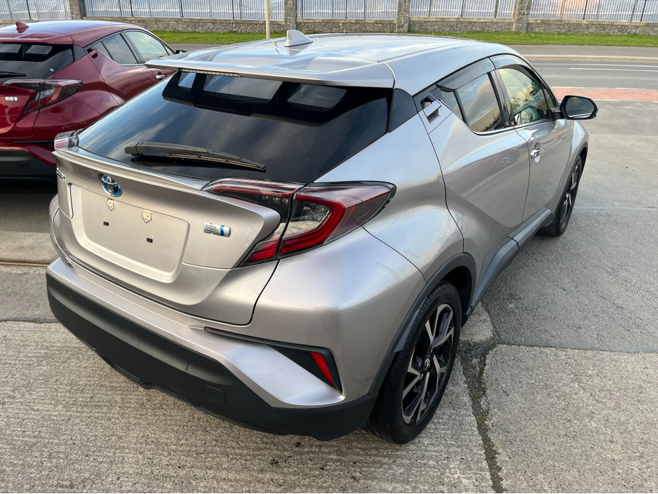 2018 Toyota C-HR - image 7
