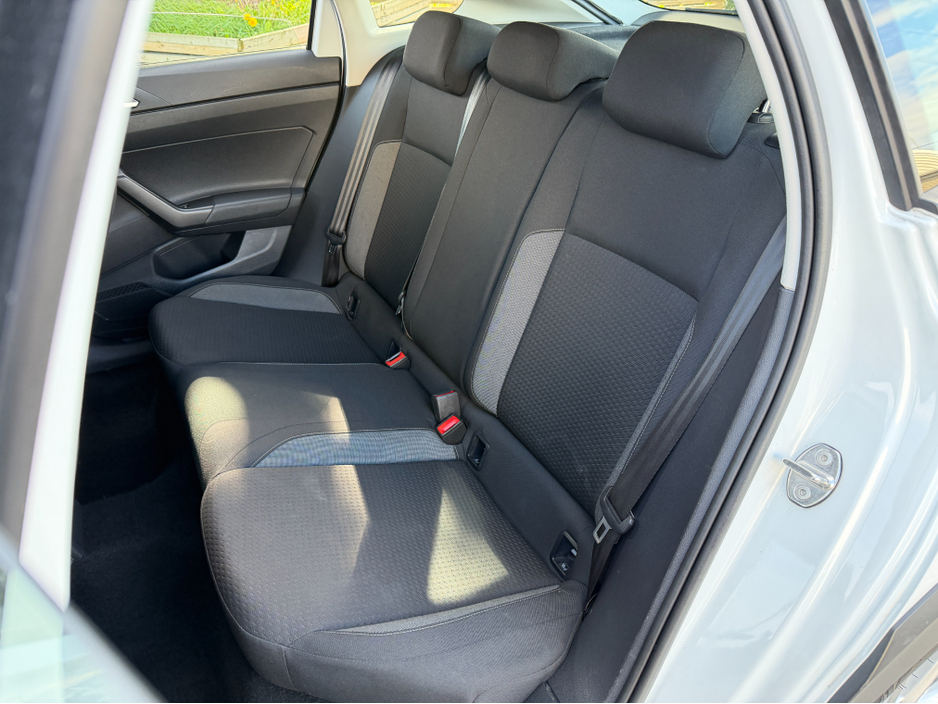 2023 Volkswagen Taigo - image 22