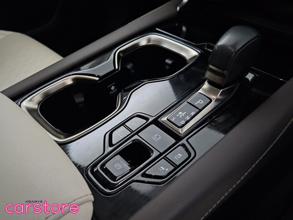 2023 Lexus RX 450 h - image 21