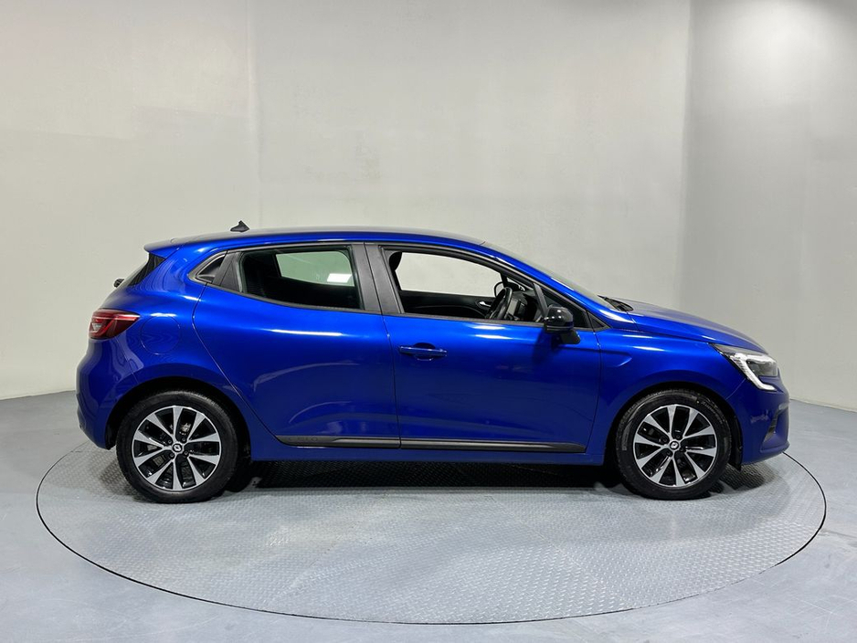 2023 Renault Clio Equilibre 1.0 Petrol 231 €16,250