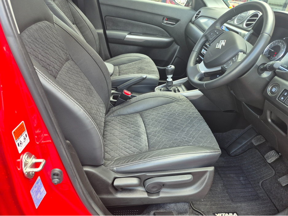 2024 Suzuki Vitara - image 10